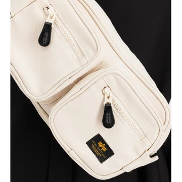 label-waist-bag-vintage-white