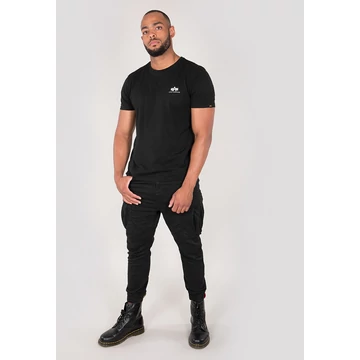alpha-industries-basic-t-small-logo-fekete.jpg