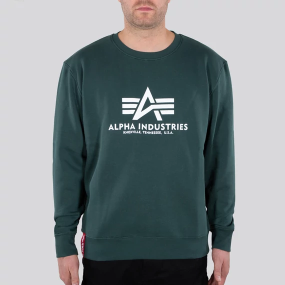 basic-sweater-navy-green.jpg