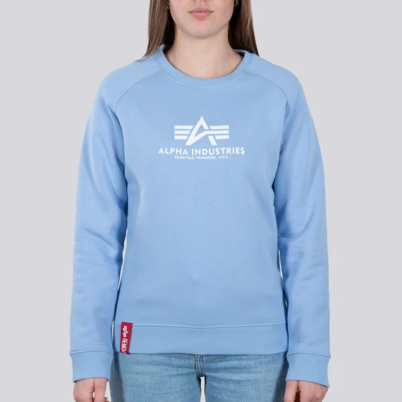 new-basic-sweater-woman-light-blue.jpg
