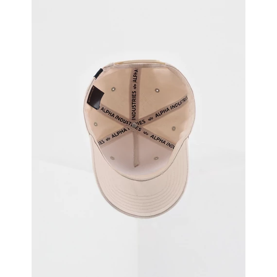 Alpha Cap - jet stream white
