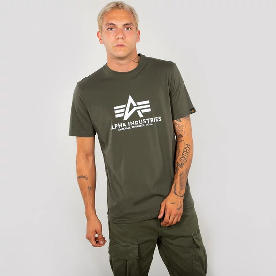 100501-142-alpha-industries-basic-t-tee-001.jpg
