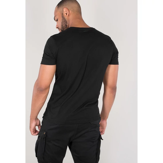 Basic T Small Logo - black